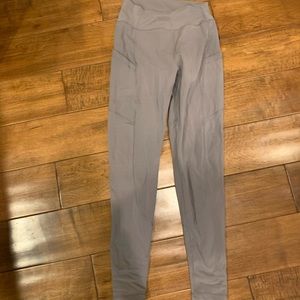 paragon leggings in a light rose